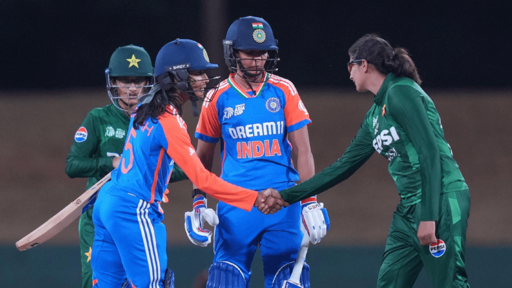 High-pressure moment during an India vs Sri Lanka women’s T20 match with tight field settings