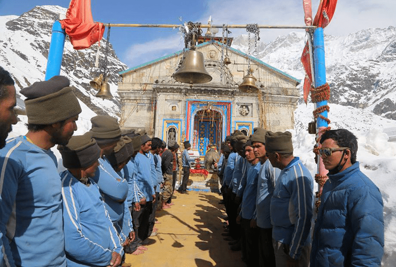 Pilgrims gathering at a major Shiva temple during Maha Shivaratri